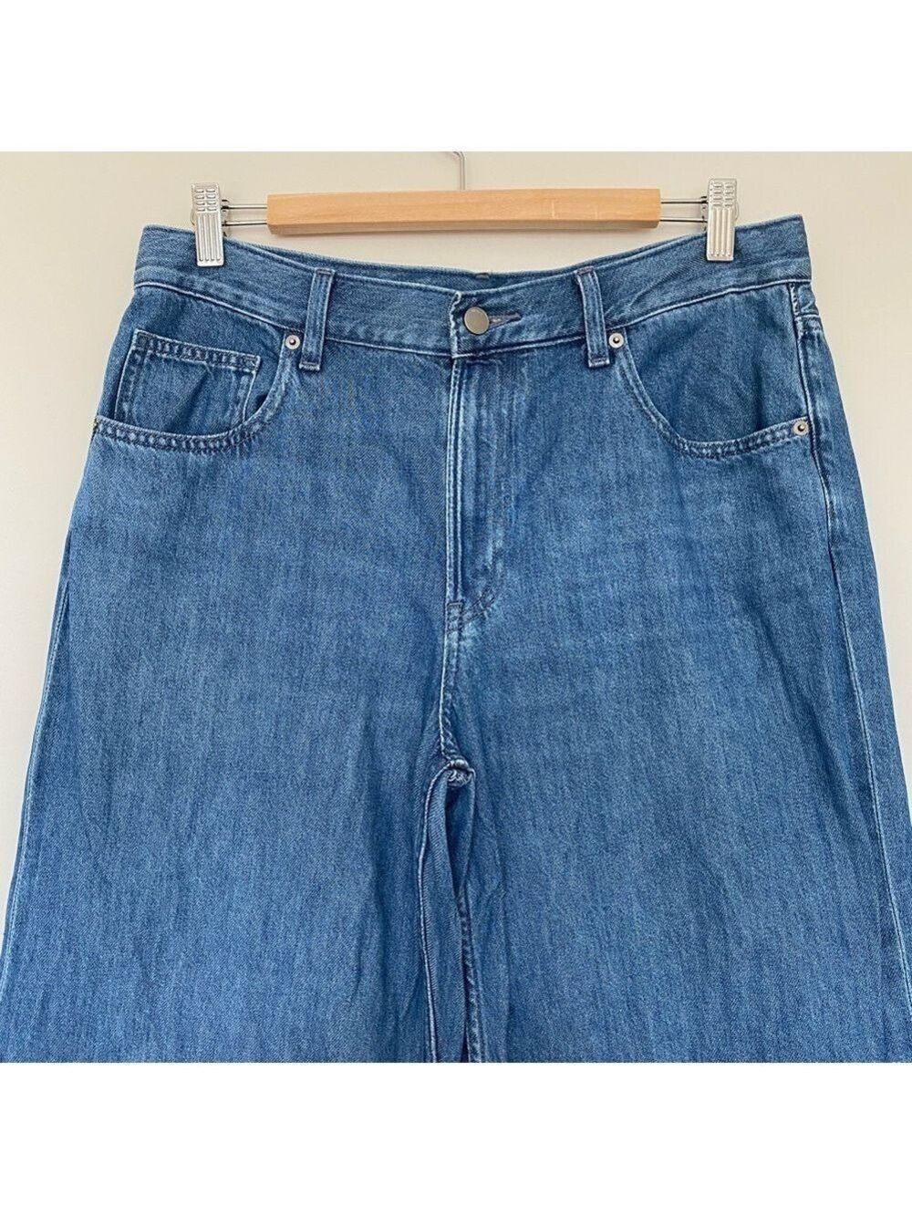 Uniqlo Drapey Wide Flare Jeans Sz 30 inch - Picture 4 of 13